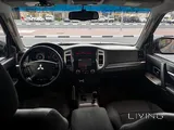 Mitsubishi Pajero 2017